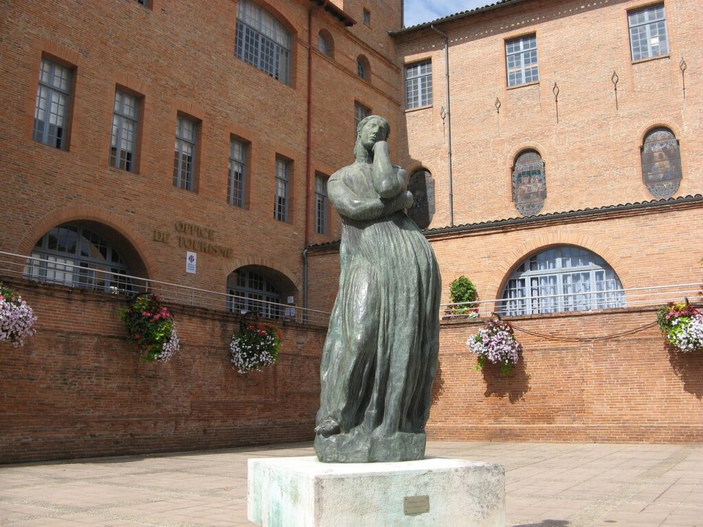 statue, penelope of bourdelle, montauban, france
