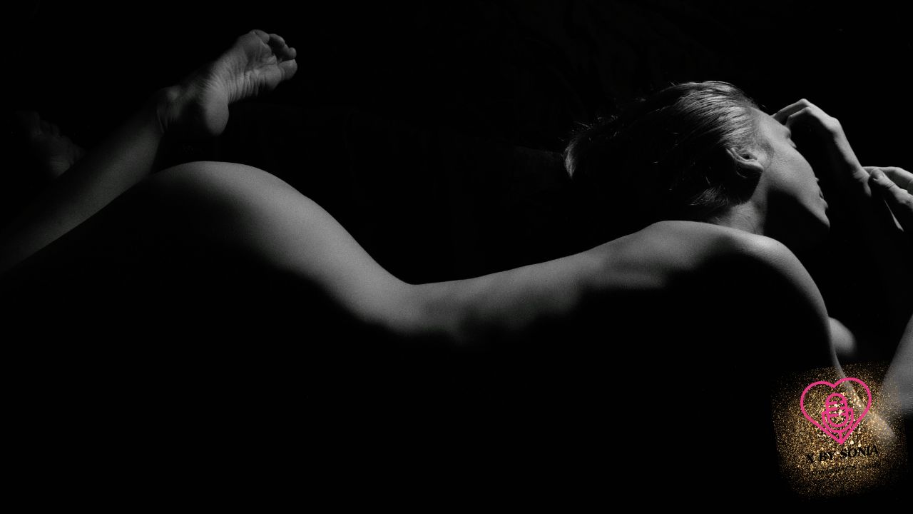 Le voyage de l’obscurité – Hypnose érotique (pour le soir)