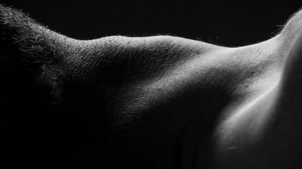 la gorge pleine le sexe en feu