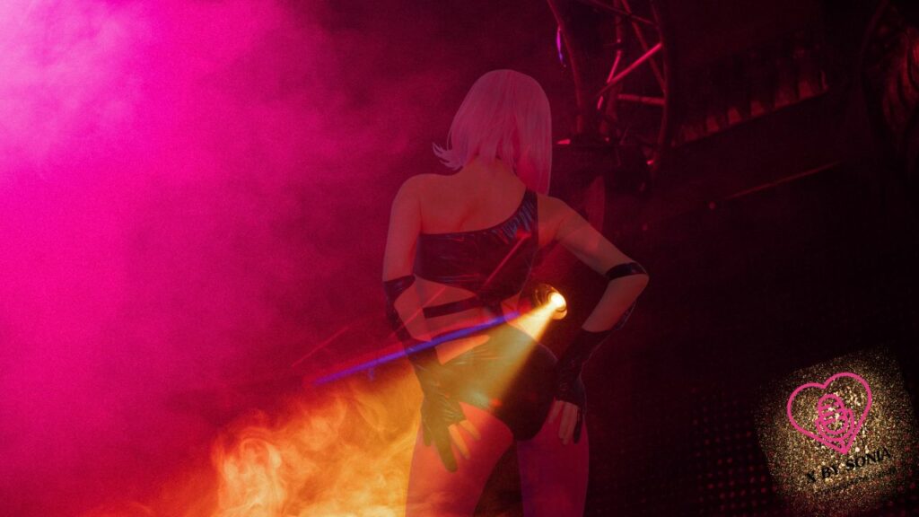 Audio porn BDSM Le club de Déesse